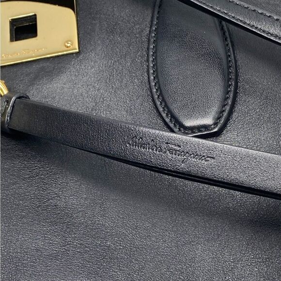 Ferragamo Studio Leather Tote Bag - Picture 5 of 15